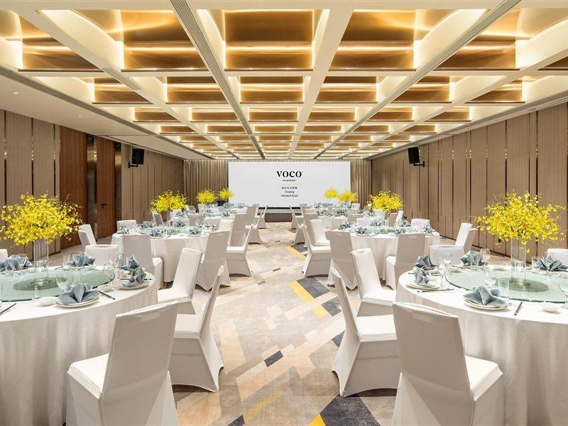ホテル Voco Nanjing Oriental Pearl エクステリア 写真